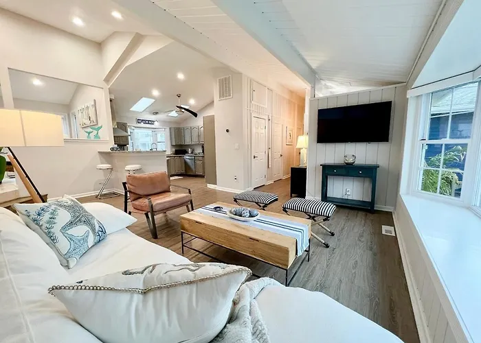 3br Canal Front Getaway Near Fenwick Walk To With Dock And Kayaks Holiday home Ocean City