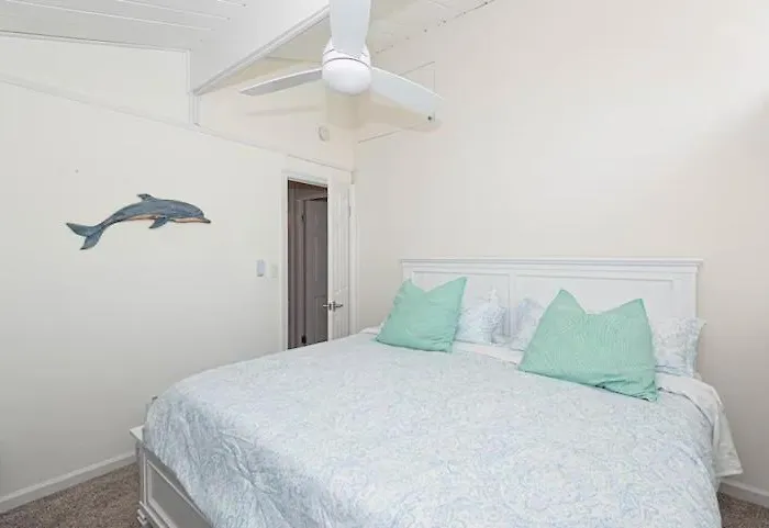 Holiday home 3br Canal Front Getaway Near Fenwick Walk To With Dock And Kayaks