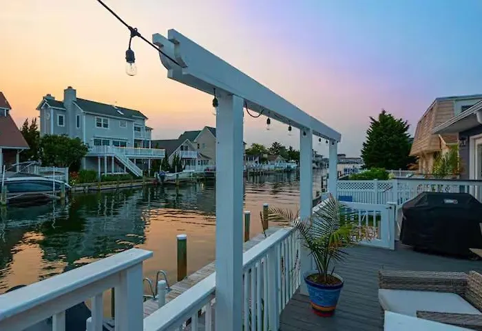 3br Canal Front Getaway Near Fenwick Walk To With Dock And Kayaks Holiday home Ocean City