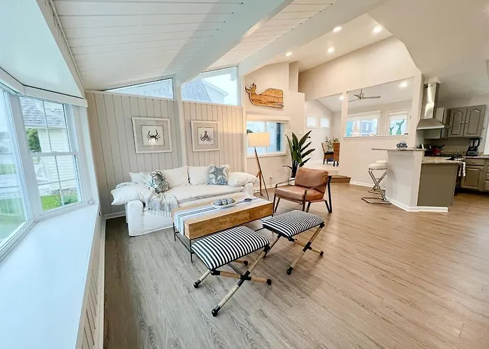 3br Canal Front Getaway Near Fenwick Walk To With Dock And Kayaks Ocean City